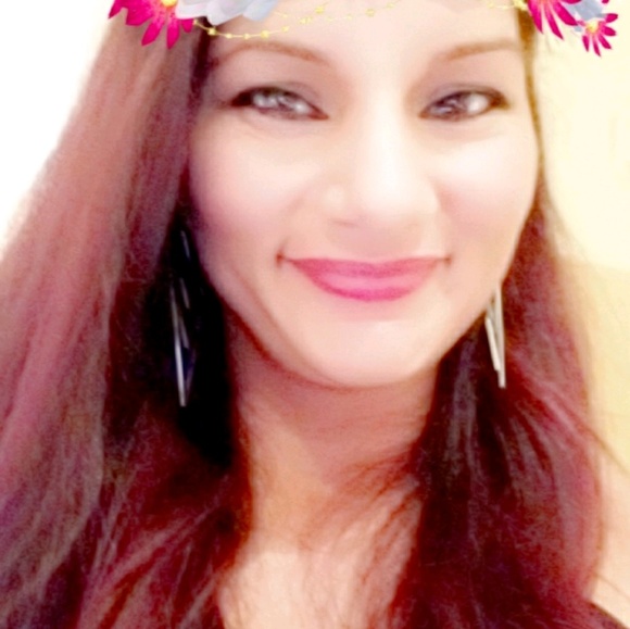 charlita8789
